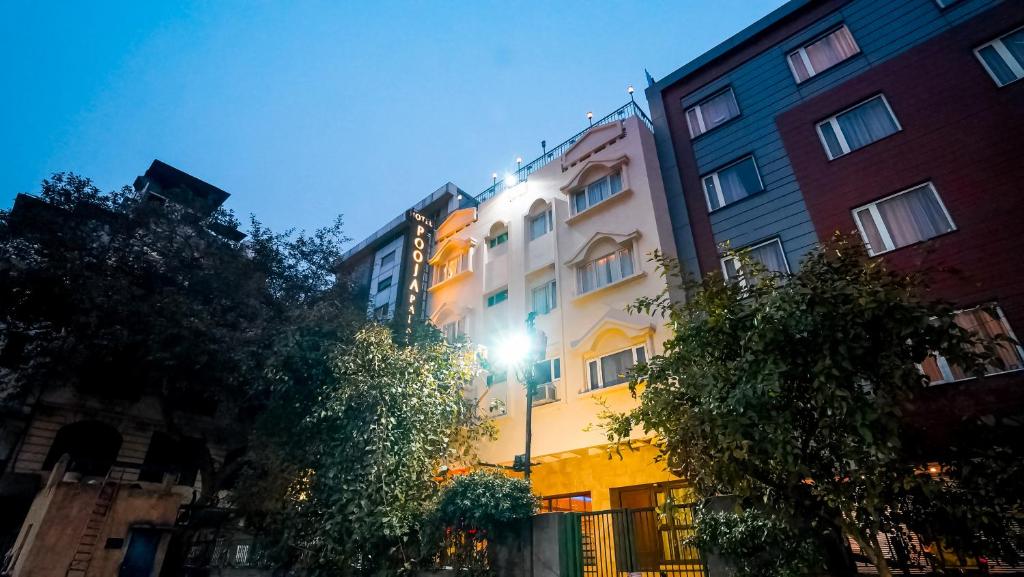 Best view of Hotel Pooja Palace hotel room, amenities, and facilities