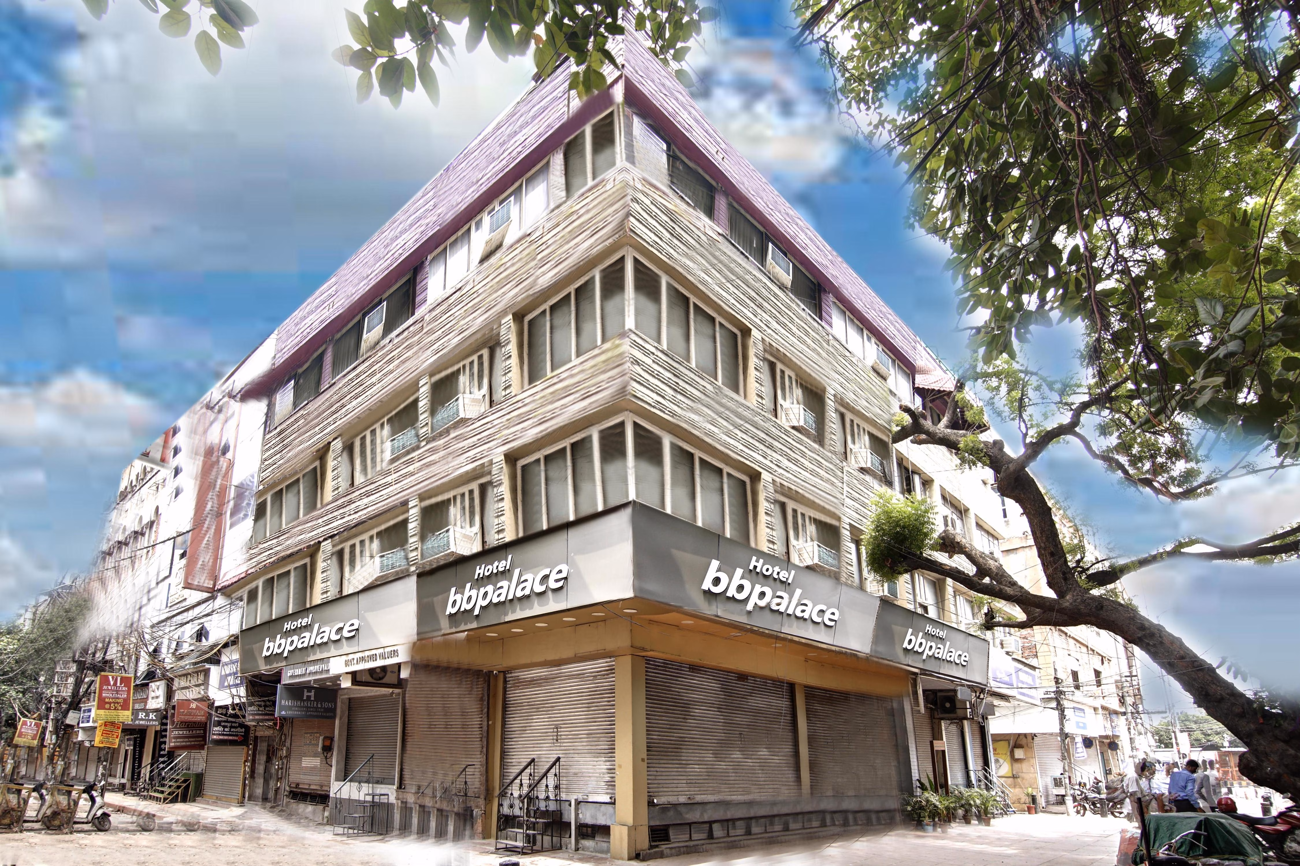 Best view of Hotel BB Palace hotel room, amenities, and facilities