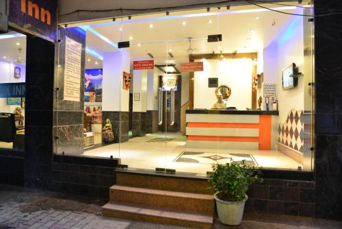 Best view of Hotel Amax Inn hotel room, amenities, and facilities