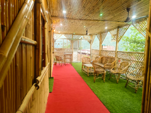 Best view of Hotel Vivek Guptkashi hotel room, amenities, and facilities