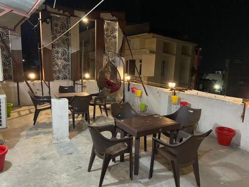 Best view of The Divine Oak Golden Leaf hotel room, amenities, and facilities