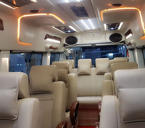 Tempo Traveller Hire in Gurgaon